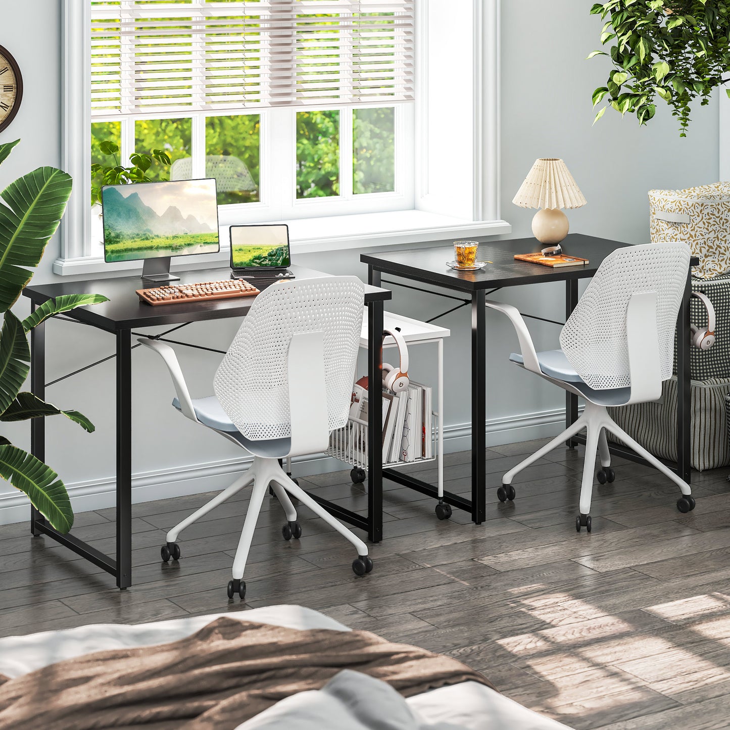 Casacomoda Small Computer Desk - 32 Inch Writing Table with Headphone Hooks for Home Office, Modern Black