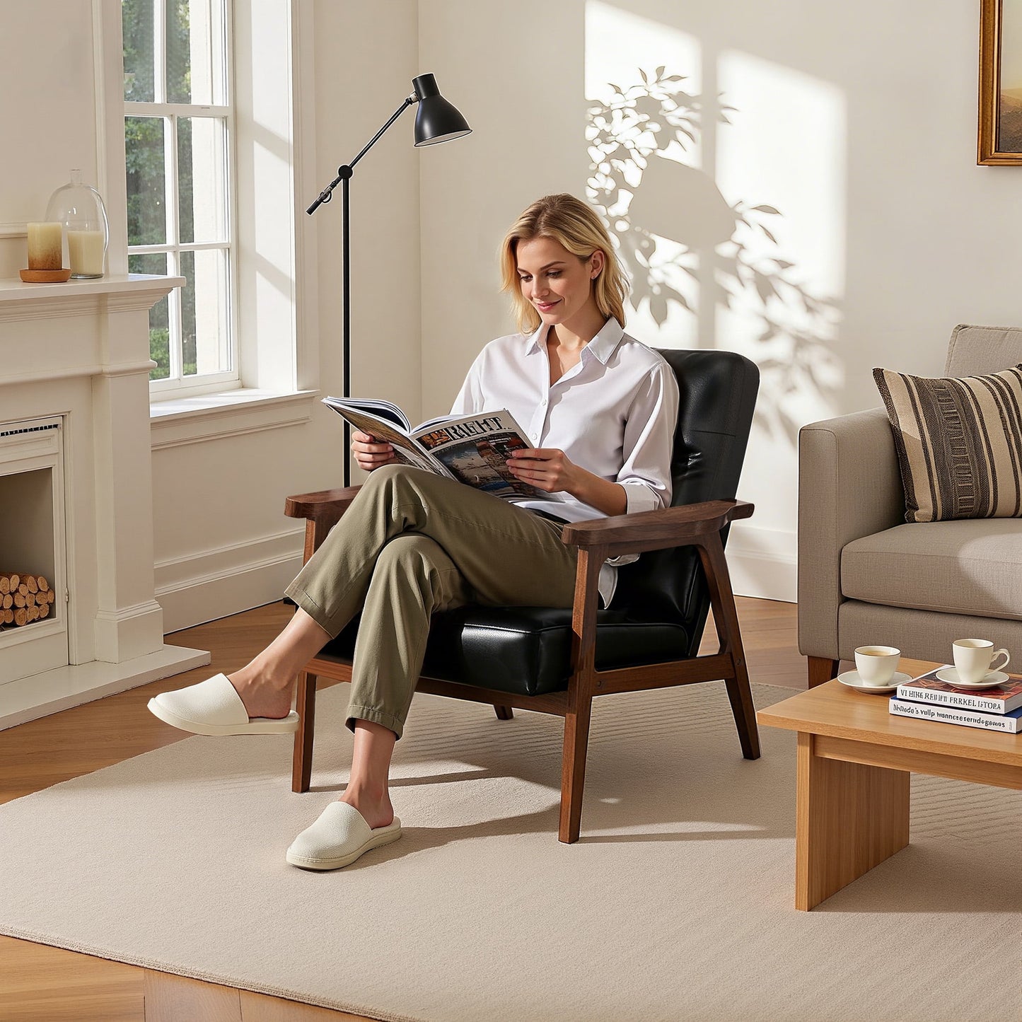 Casacomoda PU Leather Accent Chair Mid Century Comfy Cozy Chair with Solid Wood Legs, Modern Arm Reading Chair with Button Tufted Back for Living Room Bedroom, Black